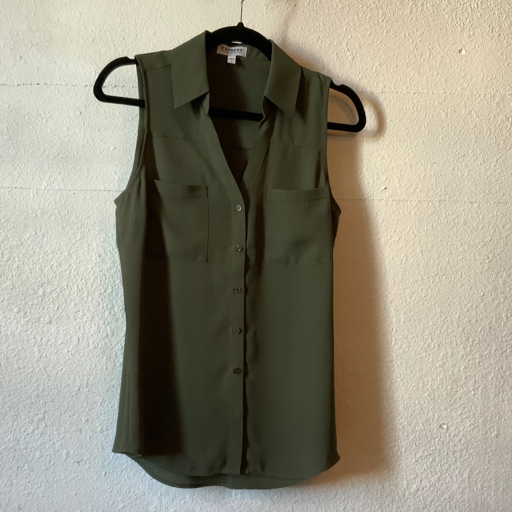 Express Green Sleeveless Dress Shirt